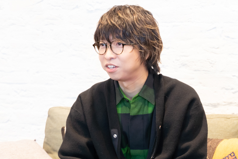 インタビューカット2