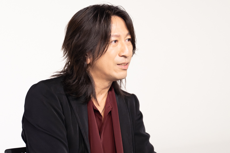 インタビューカット2