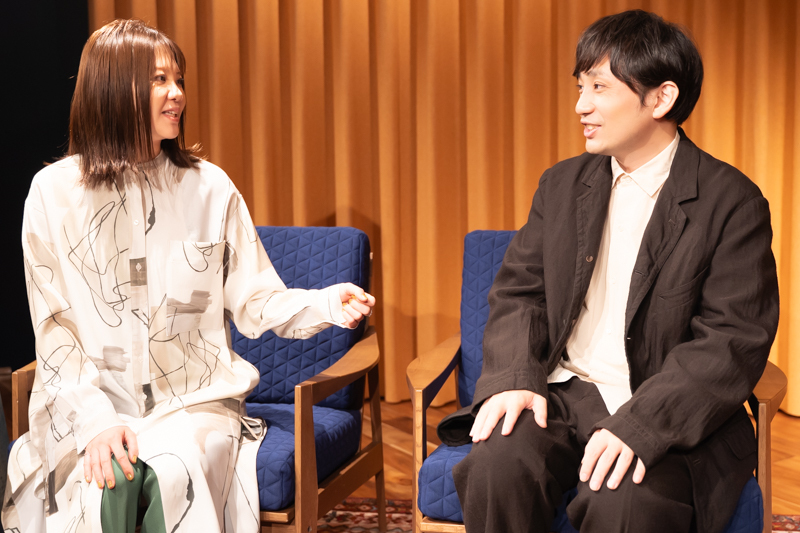 インタビューカット3