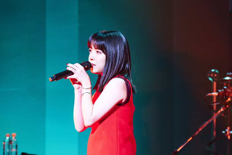 インタビューカット1