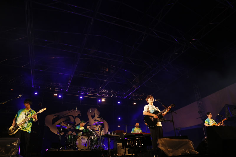 インタビューカット3