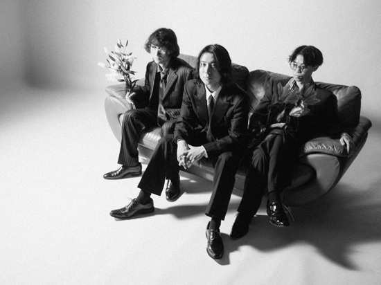 新曲「愛はきっとLonely」配信＆写真を募集したMVの制作決定！
